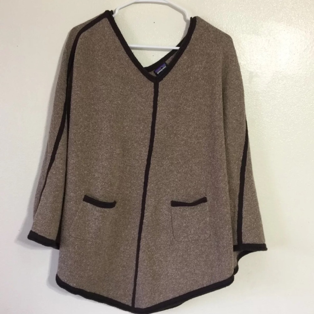 (Sold) Patagonia poncho